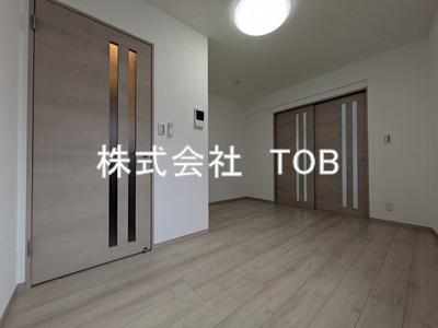 【居間・リビング】 | ファブール世田谷仙川-再契約型- | リビング8.9帖