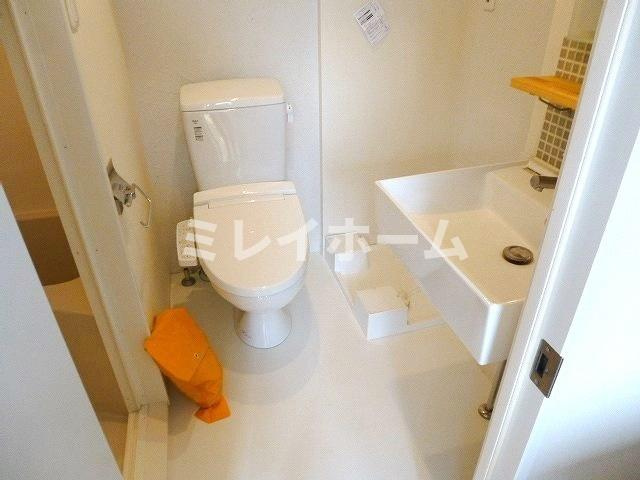 大田区南蒲田３丁目の賃貸マンションのトイレ