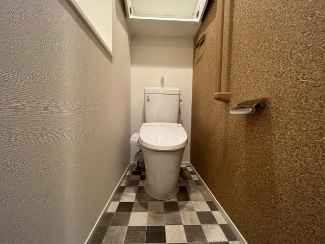 ハーモニーレジデンスグローバルキャピタルのトイレ|落ち着いた色調のトイレです