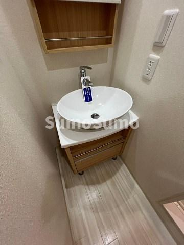 尼崎市西本町１丁目のアパートの洗面所