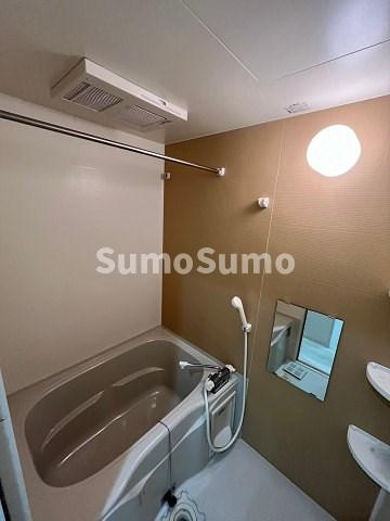 尼崎市西本町１丁目のアパートの浴室