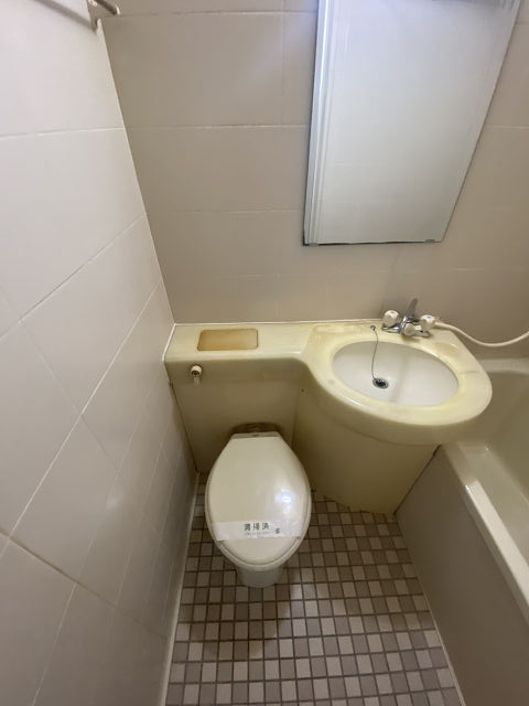 尼崎市塚口本町３丁目の賃貸マンションのトイレ
