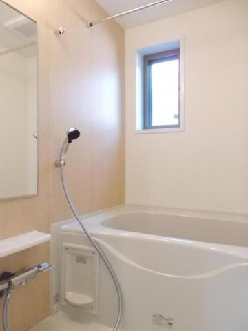 プレゾンⅠの浴室