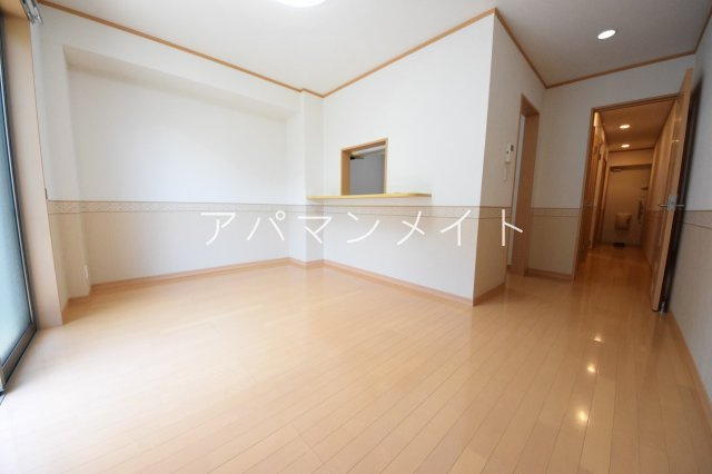【居間・リビング】 | アムールシュシュ | 戸塚周辺ならアパマンメイトへＬｅｔｓ Ｇｏ ！