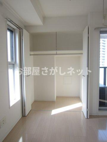 プライムアーバン板橋【おとり物件なし】#学生・社会人にオススメ！初期費用分割払いOK！の収納|内装カラーは部屋によって異なりますので現地にて確認下さい。※参考写真