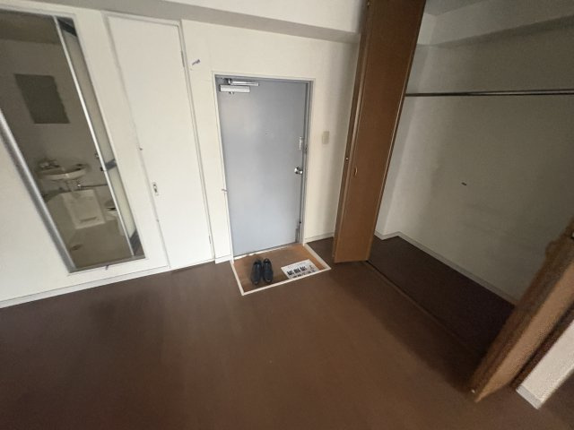 【玄関】 | クローバーハイツマキノ