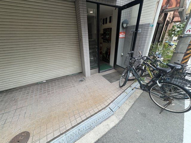 【エントランス】 | クローバーハイツマキノ