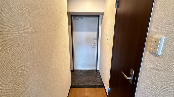 ＫＩＲＡＫＵマンションの玄関|毎日通る玄関はこちらです