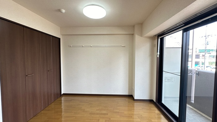 ＫＩＲＡＫＵマンションの洋室|コンパクトで使いやすい洋室です