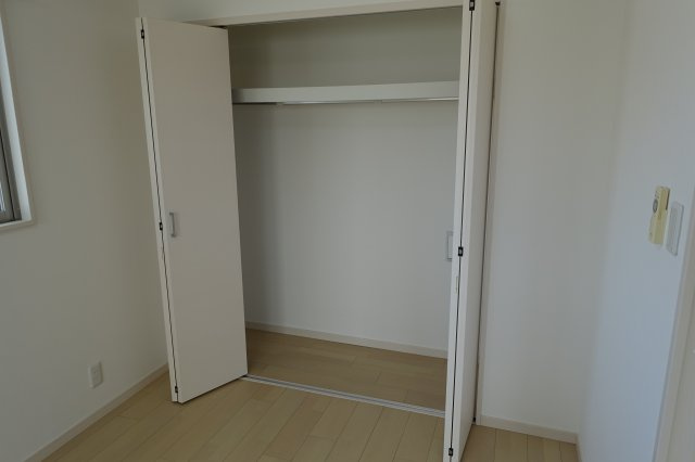 カーヨパレス鳴尾の収納