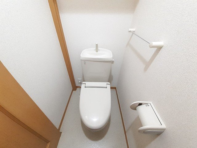 さくらヒルズ霞台　弐番館のトイレ|コンパクトで使いやすいトイレです