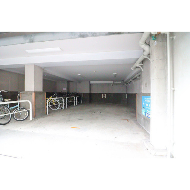 サンライズ野田阪神の駐車場|駐車場完備です