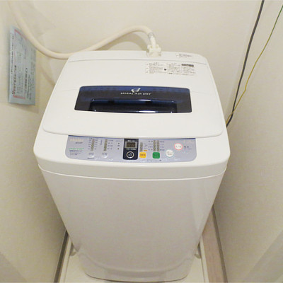 プレサンス梅田インテルノの内装|明るい室内です