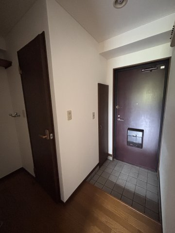 アーヴァンライフの玄関