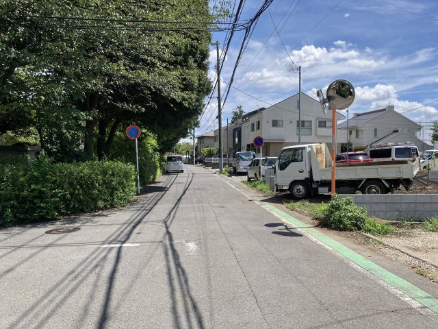 東山田町　新築戸建A号棟の前面道路含む現地写真