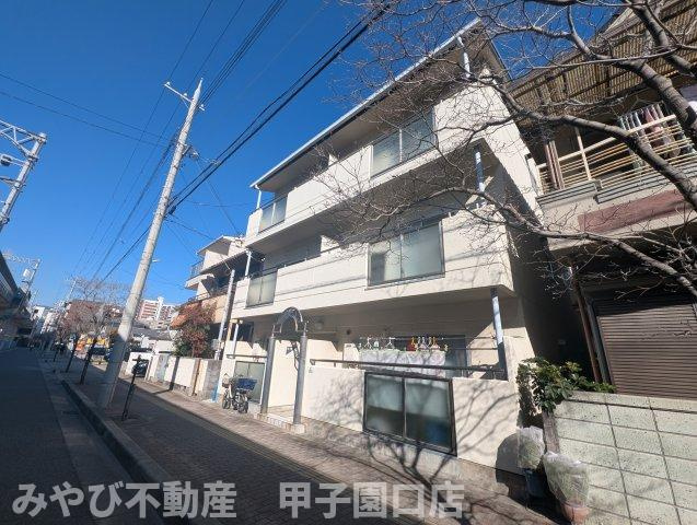 プチ・シェ・モアの外観