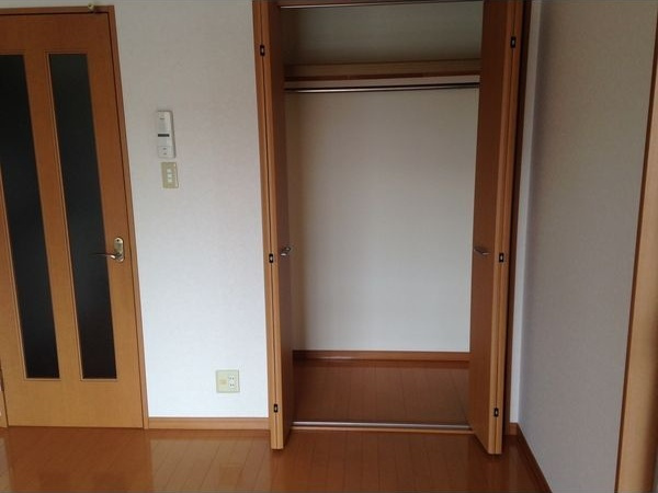 リエス浄心の収納