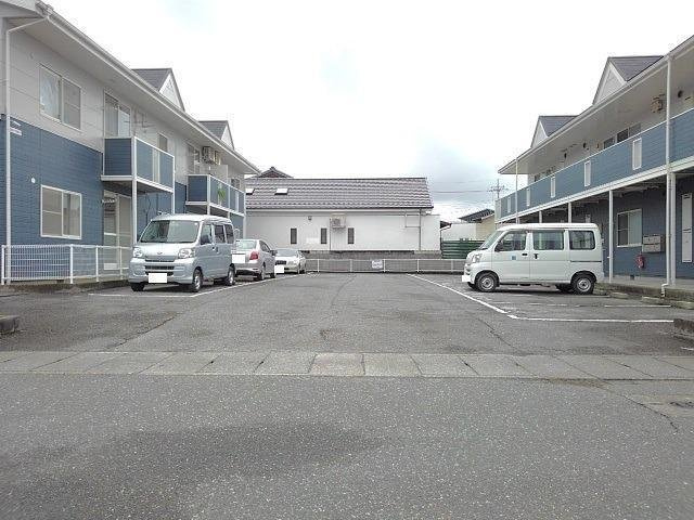 【駐車場】 | ＰＯＰ　ＴＯＷＮⅡ