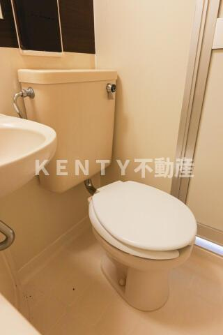 【トイレ】 | パティナージュ池上 | 清潔感のあるトイレです