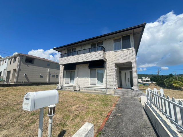 南城市佐敷新里 中古戸建ての画像