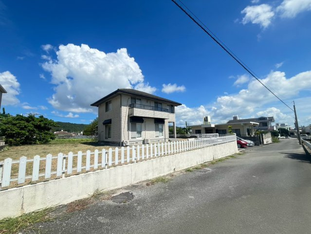 南城市佐敷新里 中古戸建ての外観