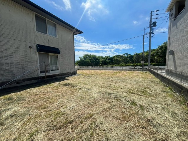 南城市佐敷新里 中古戸建ての庭