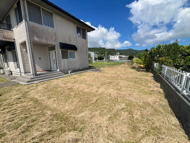 南城市佐敷新里 中古戸建ての庭