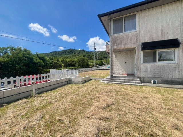 南城市佐敷新里 中古戸建ての庭