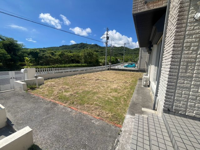 南城市佐敷新里 中古戸建ての庭
