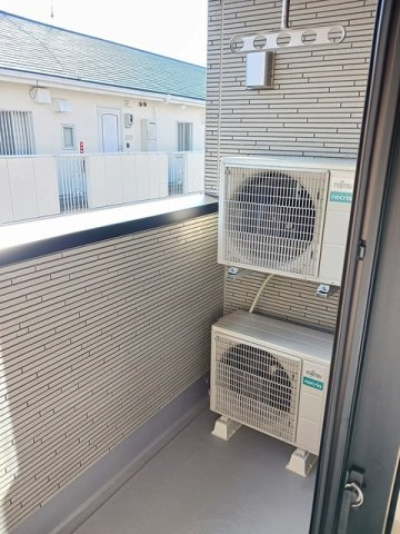 サウザンドロードのバルコニー