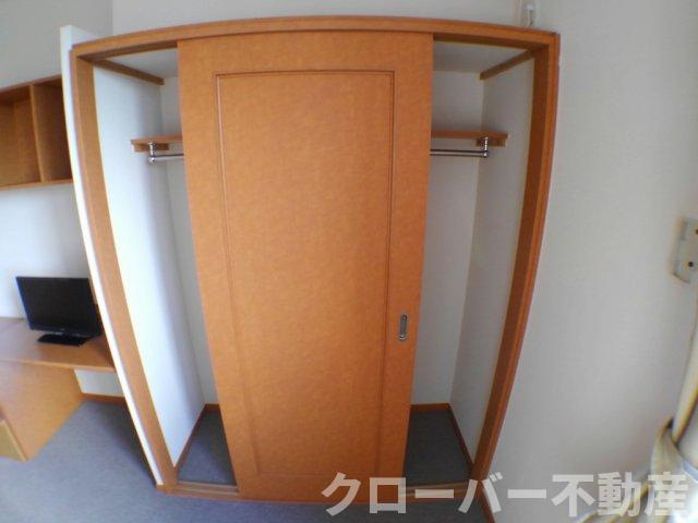 レオパレスアグレアの収納
