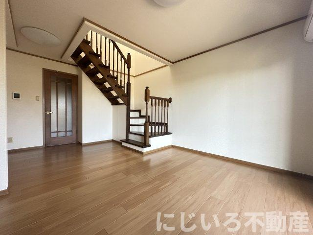 コーポリンクス2の居間・リビング