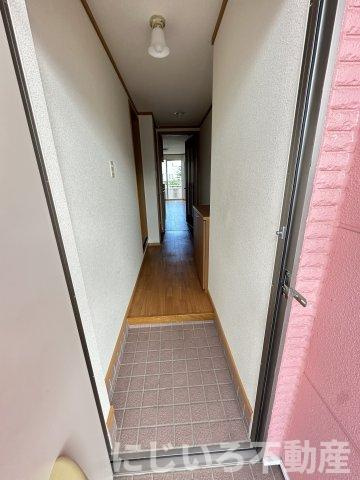 スィートメモリーの玄関