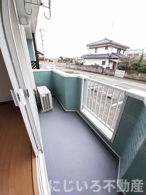 シャンゼリゼ弐番館のバルコニー