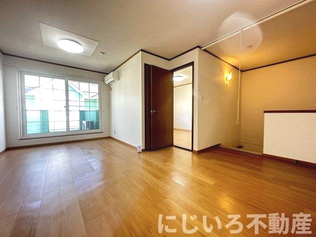 コーポリンクス1の居間・リビング