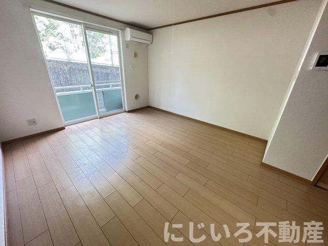 メゾン・ジュネスの寝室