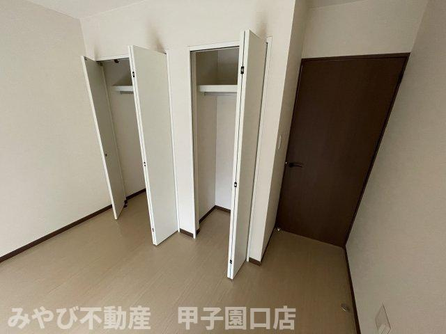 ラフィネ小松B棟の収納