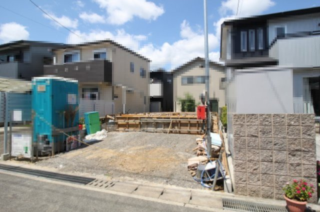 高知市福井町　第1　　新築戸建　の外観|土地面積　 100.12㎡　（約30.28坪）　
建物面積　 91.92㎡   （約27.80坪）