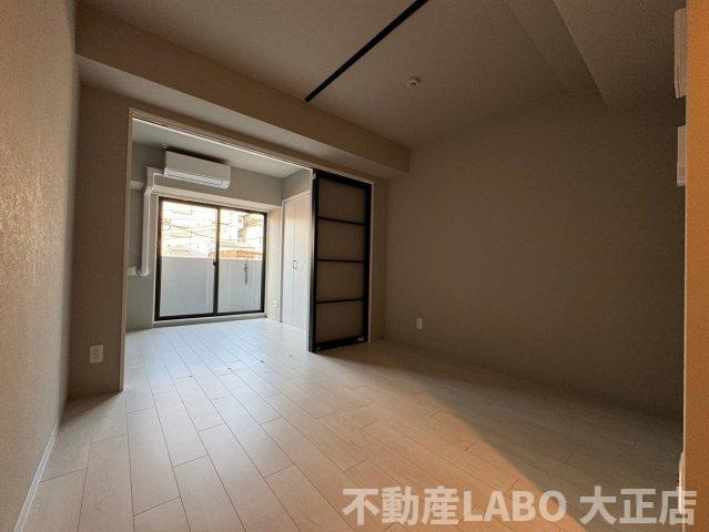 Monotone弁天町の寝室