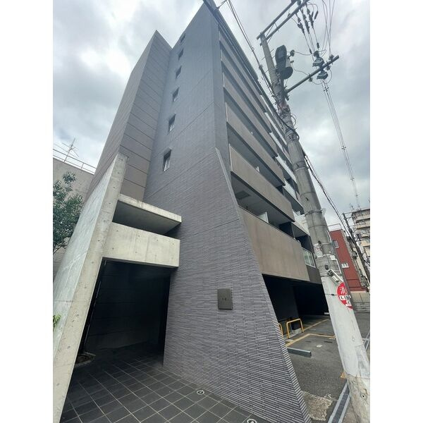 メゾンルージュ玉造ESTの外観