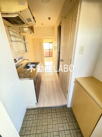 東洋プラザ泉尾の玄関