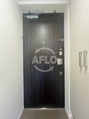 プレサンス江坂クォーレの玄関|プレサンス江坂クォーレ　玄関