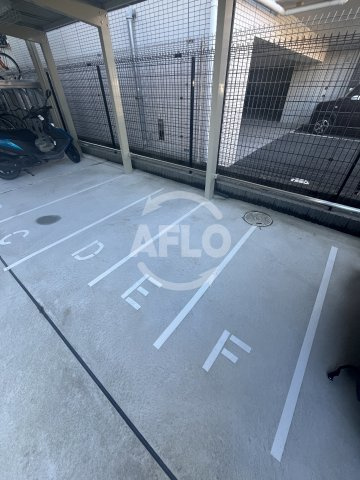 プレサンス江坂クォーレのその他共用部分|プレサンス江坂クォーレ　バイク置き場