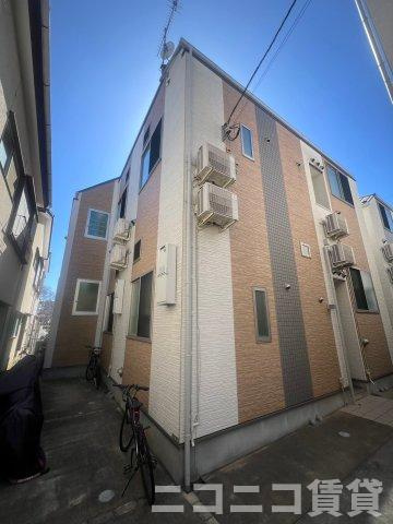 足立区栗原１丁目のアパートの外観