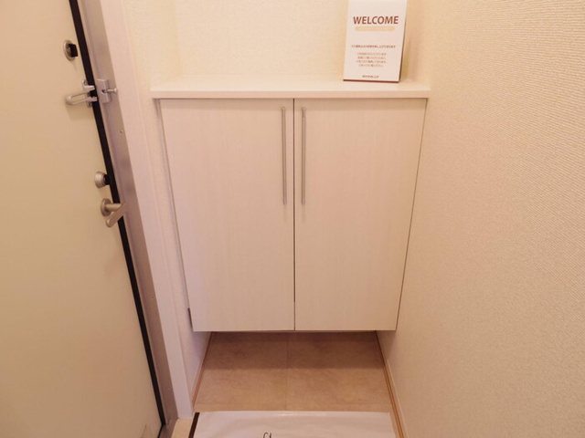 クレッセントの玄関