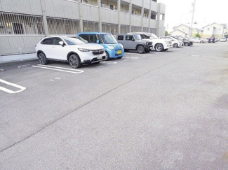 【駐車場】 | クレッセント | 駐車場
