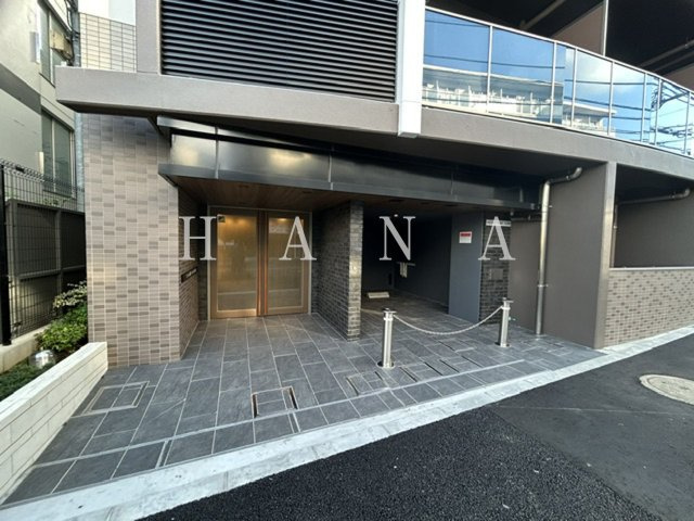 RELUXIA国分寺のエントランス