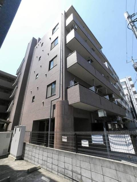 グラッドヒルズ明大前の外観