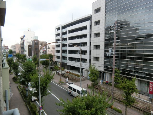 信愛ビルの周辺