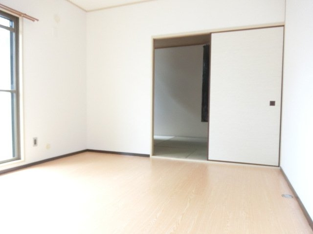 信愛ビルの内装